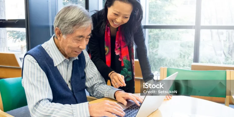 數位技能提升:樂齡工作者必學的線上工具