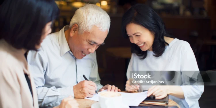 長輩贈與指南:3 種合法節稅方式詳細說明