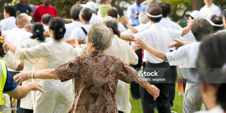 學跳廣場舞:社交舞蹈助長者健康又快樂